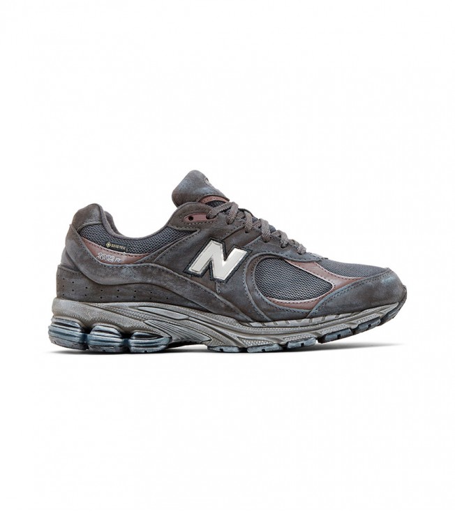 New Balance 2002R Gore-Tex Magnet Mood Indigo