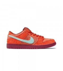 Nike SB Dunk Low Mystic Red Rosewood