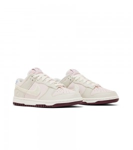 Nike Dunk Low Valentine's Day (WMNS) #20