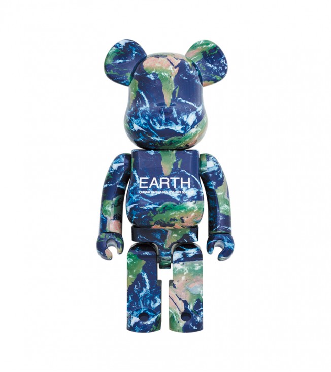 Bearbrick Earth (Columbia Space Shuttle) 1000%