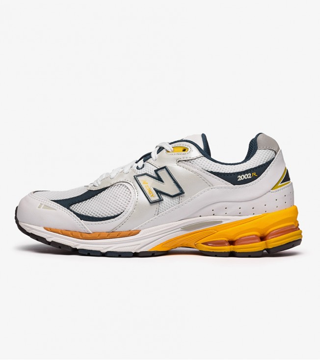 New Balance 2002R