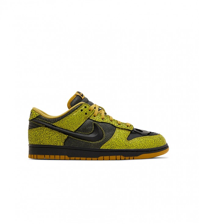 Nike Dunk Low Retro QS Halloween Skull