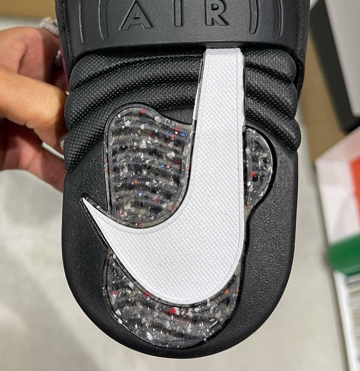 Off-White x Nike Air Force 1 Mid «ambush-x-nike-air-adjust-force»